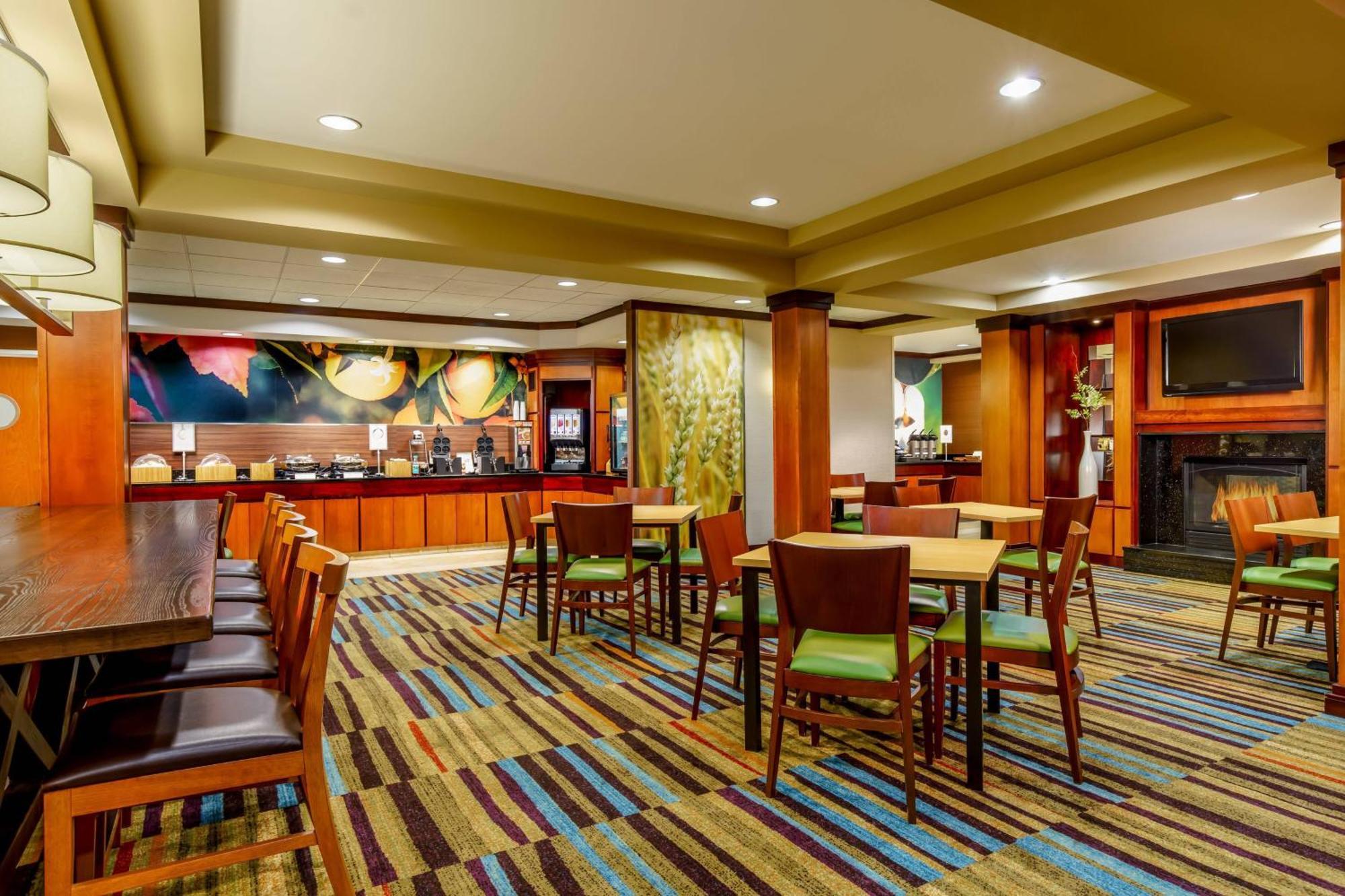 Hotel Fairfield By Marriott Peoria East Extérieur photo